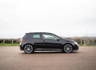 2009 VOLKSWAGEN GOLF (MK5) R32 - 34,539 MILES