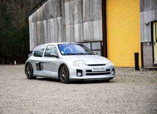 2002 RENAULT CLIO V6 PHASE 1