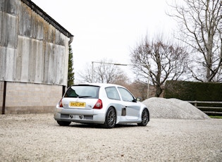 2002 RENAULT CLIO V6 PHASE 1