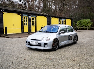 2002 RENAULT CLIO V6 PHASE 1