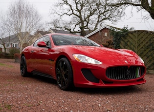 2010 MASERATI GRANTURISMO S