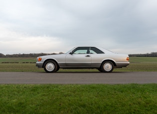 1986 MERCEDES-BENZ (W126) 560 SEC