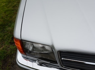 1986 MERCEDES-BENZ (W126) 560 SEC