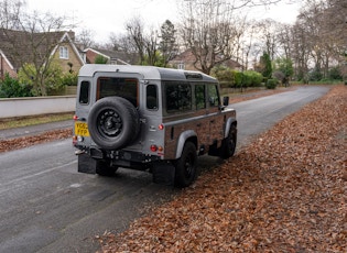 2013 LAND ROVER DEFENDER 110 SW - JE ZULU V8 AUTO