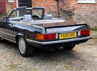 1988 MERCEDES-BENZ (R107) 500 SL