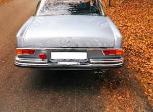 1966 MERCEDES-BENZ (W111) 250 SE