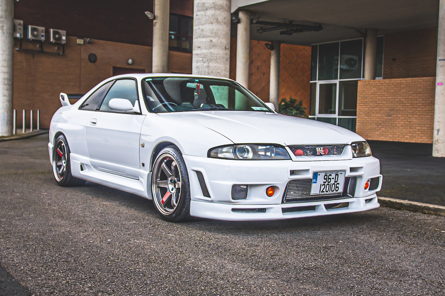 ニッサン 日産 スカイライン BCNR33 GT-R ENR33 ER33 HR33 ECR33 R33 33 高輝度LED ハザード デフォガ　リア熱線 スイッチ 日産： NISSAN HERITAGE COLLECTION｜スカイラインGT-R V・spec