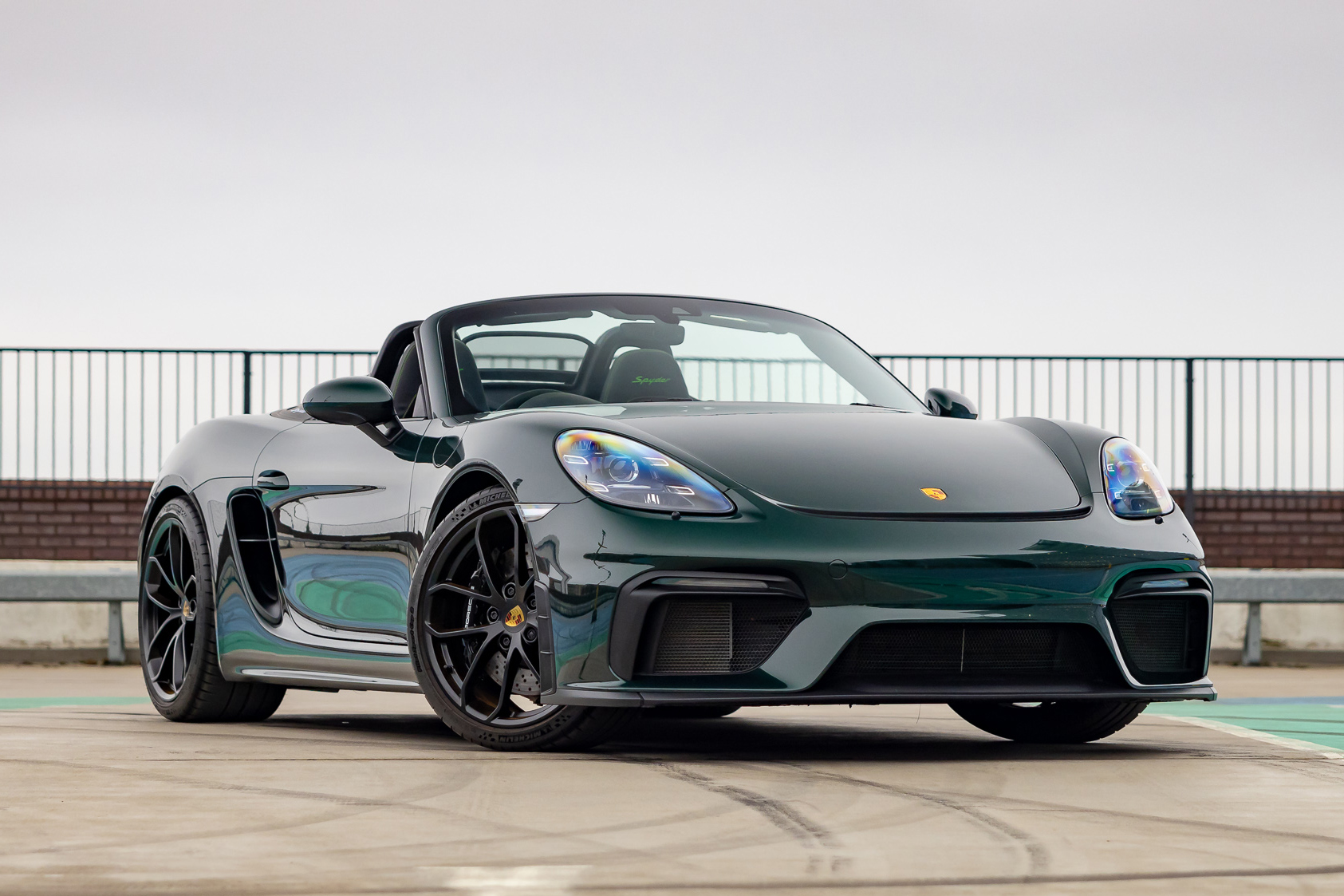 【まろう 】ブラックバーベル Porsche 718 Spyder Wheels