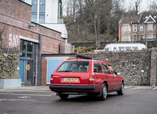 1992 MERCEDES-BENZ (W124) 200 TE