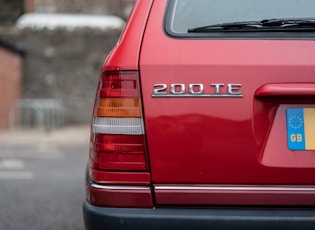 1992 MERCEDES-BENZ (W124) 200 TE