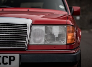 1992 MERCEDES-BENZ (W124) 200 TE