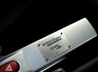 2001 RENAULT CLIO V6 PHASE 1 - 21,999 KM