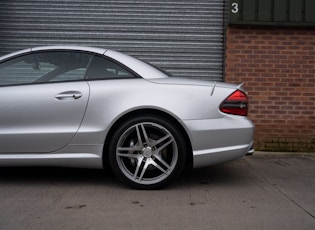 2009 MERCEDES-BENZ (R230) SL63 AMG