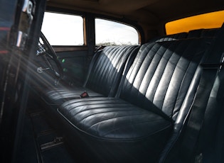 1936 BENTLEY 4¼ LITRE WILLIAM ARNOLD SPORTS SALOON