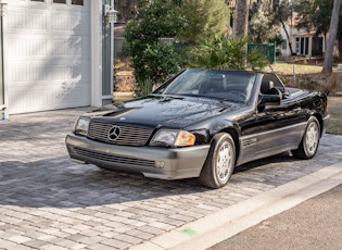 1995 MERCEDES-BENZ (R129) SL600