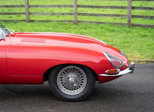 1961 JAGUAR E-TYPE SERIES 1 3.8 ‘FLAT FLOOR’ ROADSTER 