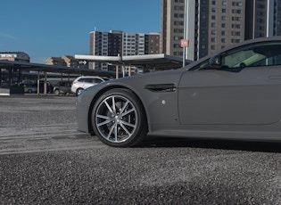 2016 ASTON MARTIN V8 VANTAGE S FOREST EDITION - 272 KM