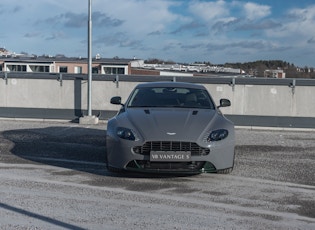 2016 ASTON MARTIN V8 VANTAGE S FOREST EDITION - 272 KM