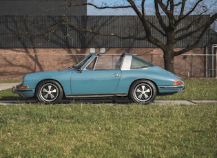 1968 PORSCHE 911 T 2.2 TARGA