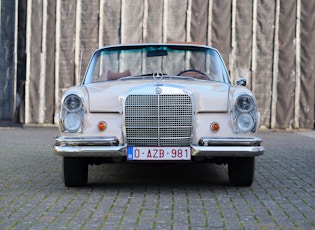 1967 MERCEDES-BENZ (W111) 250 SE CABRIOLET