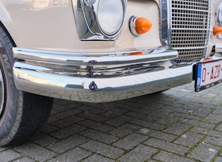 1967 MERCEDES-BENZ (W111) 250 SE CABRIOLET