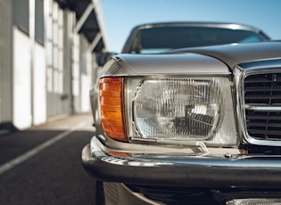 1986 MERCEDES-BENZ (R107) 300 SL