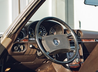 1986 MERCEDES-BENZ (R107) 300 SL