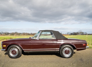 1970 MERCEDES-BENZ 280 SL PAGODA