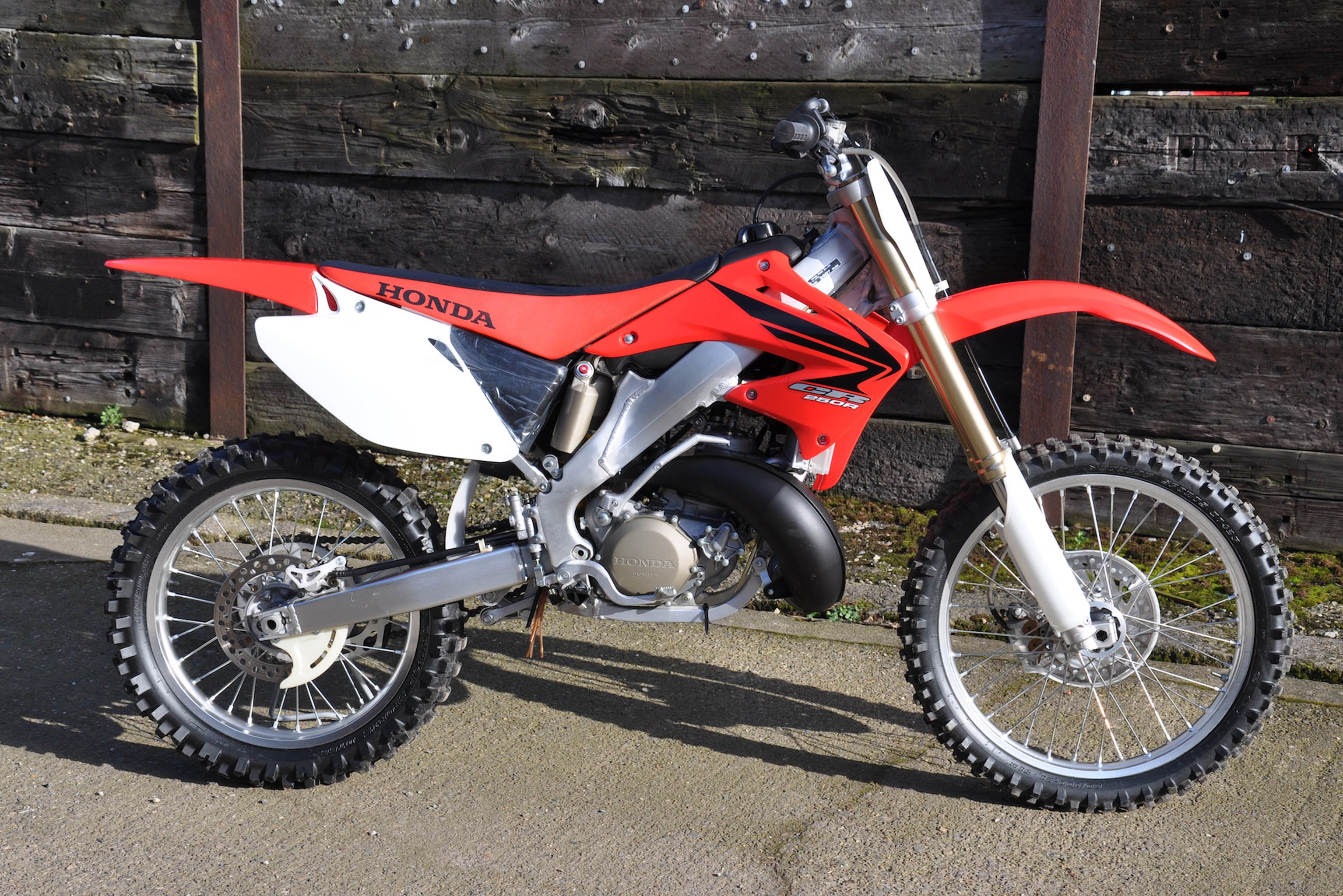 2007 HONDA CR250R for sale by auction in Chester United Kingdom