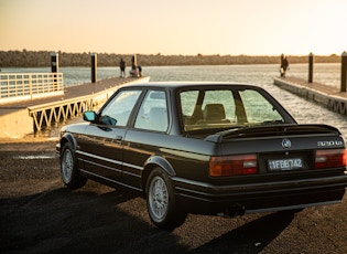 1988 BMW (E30) 320IS