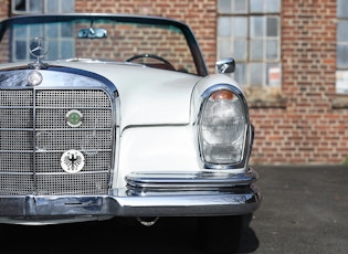 1962 MERCEDES-BENZ (W111) 220 SEB CABRIOLET