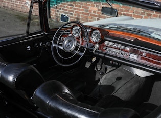 1962 MERCEDES-BENZ (W111) 220 SEB CABRIOLET