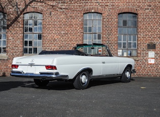 1962 MERCEDES-BENZ (W111) 220 SEB CABRIOLET