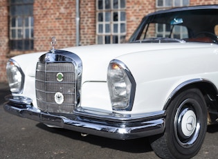 1962 MERCEDES-BENZ (W111) 220 SEB CABRIOLET