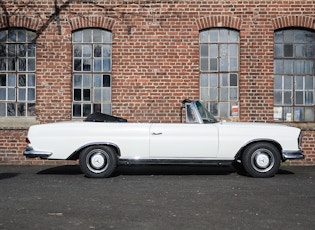 1962 MERCEDES-BENZ (W111) 220 SEB CABRIOLET