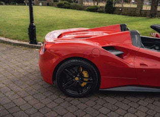 2016 FERRARI 488 SPIDER