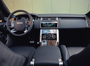 2022 RANGE ROVER VOGUE P400E LIMITED EDITION - 29 KM 