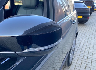 2022 RANGE ROVER VOGUE P400E LIMITED EDITION - 29 KM 