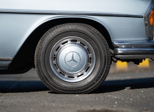 1972 MERCEDES-BENZ (W108) 280 SE 3.5L V8