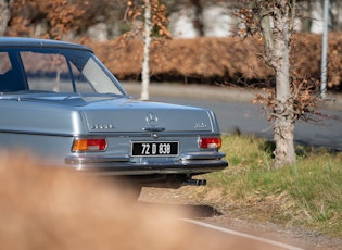 1972 MERCEDES-BENZ (W108) 280 SE 3.5L V8