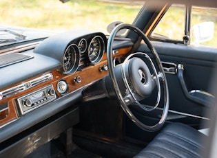 1972 MERCEDES-BENZ (W108) 280 SE 3.5L V8