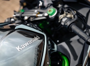 2015 KAWASAKI NINJA H2R - 17 MILES - ROAD LEGAL