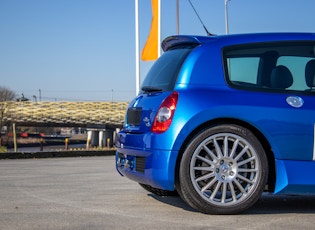 2003 RENAULT CLIO V6 PHASE 2 - 8,092 KM