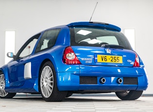 2004 RENAULT CLIO V6 PHASE 2 - 13,880 MILES