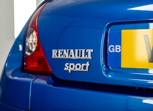 2004 RENAULT CLIO V6 PHASE 2 - 13,880 MILES