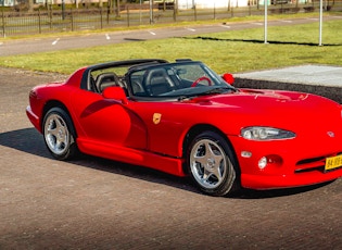 1996 DODGE VIPER ROADSTER - 26,736 MILES