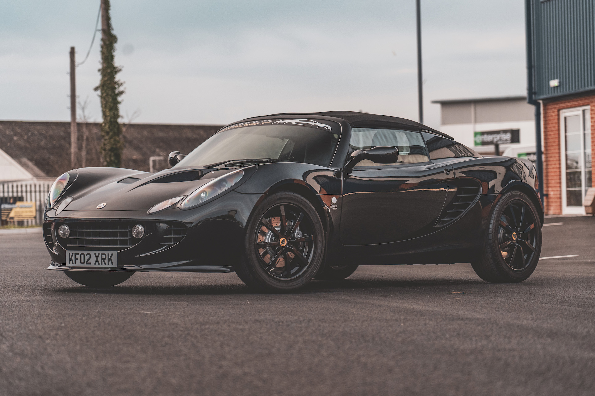 AUTOart Lotus Elise 2002 ブラック Amazon.co.jp: AutoArt 1/43 2002 Lotus Elise Black Face 2