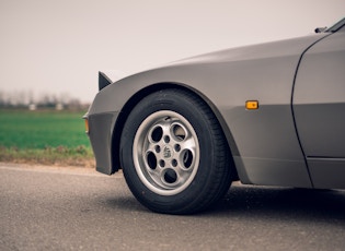 1986 PORSCHE 944 - 22,277 KM