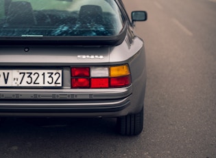 1986 PORSCHE 944 - 22,277 KM