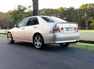 2004 LEXUS IS 300